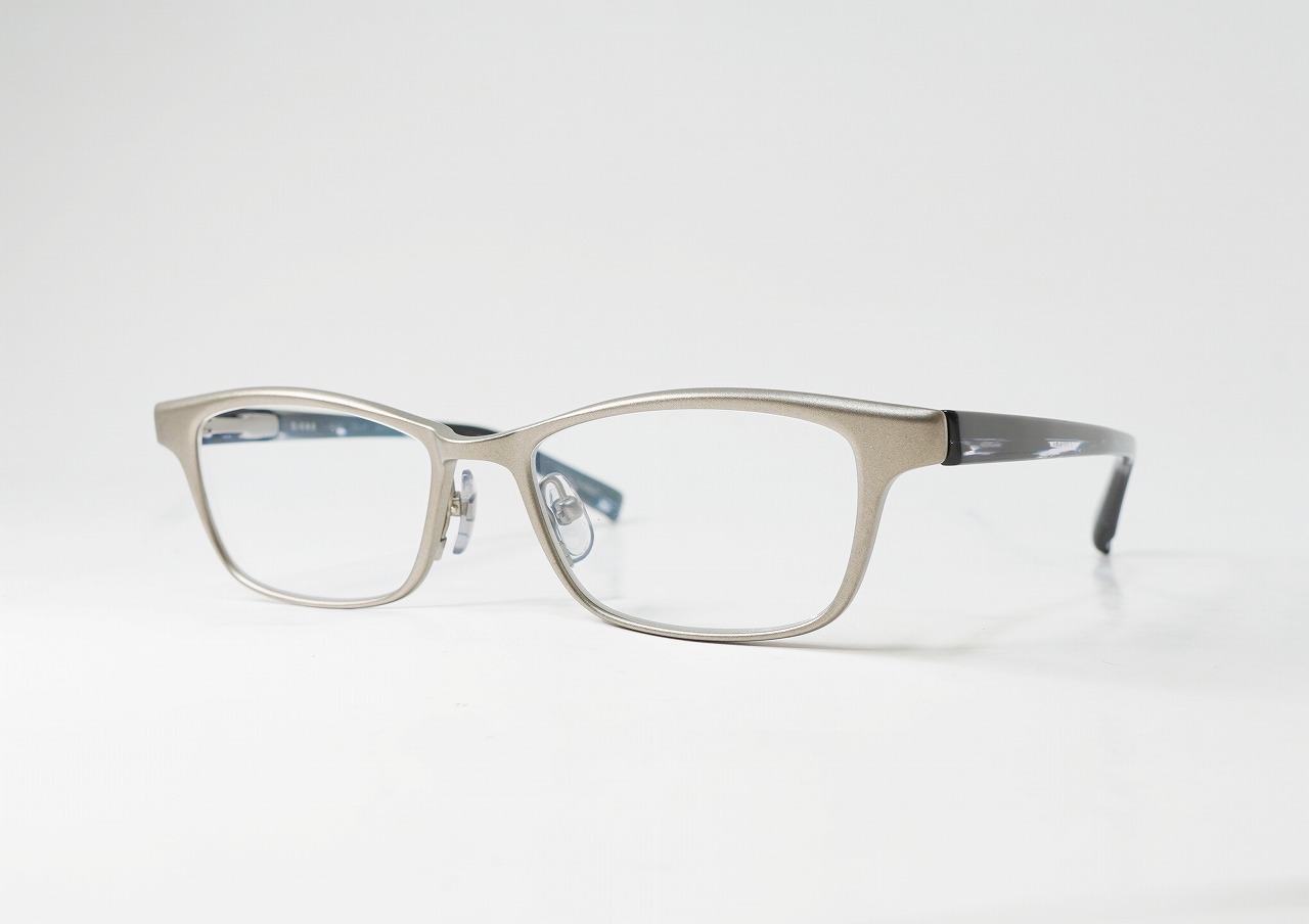 JD-002 COL.01 52□17-148 48,000円+税（52,800円）