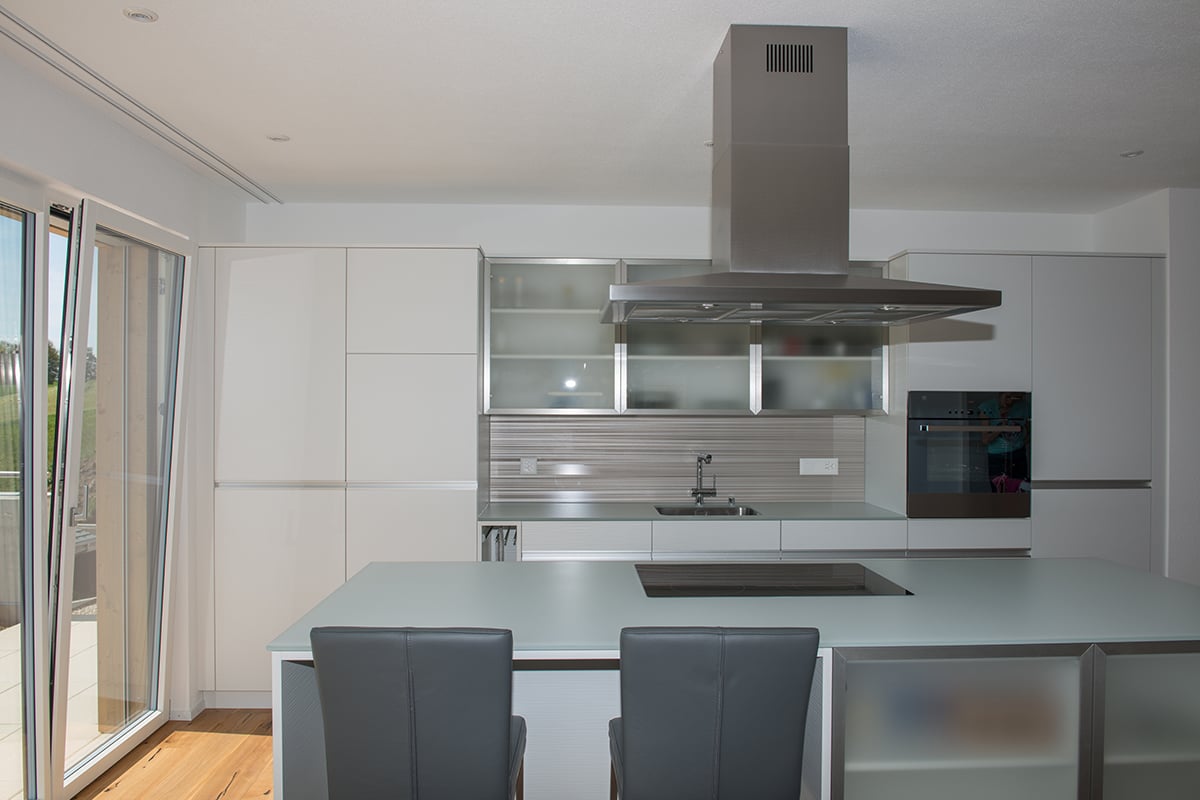 Küchenbau Wandkombination - Schreinerei Schmid AG in Oberönz