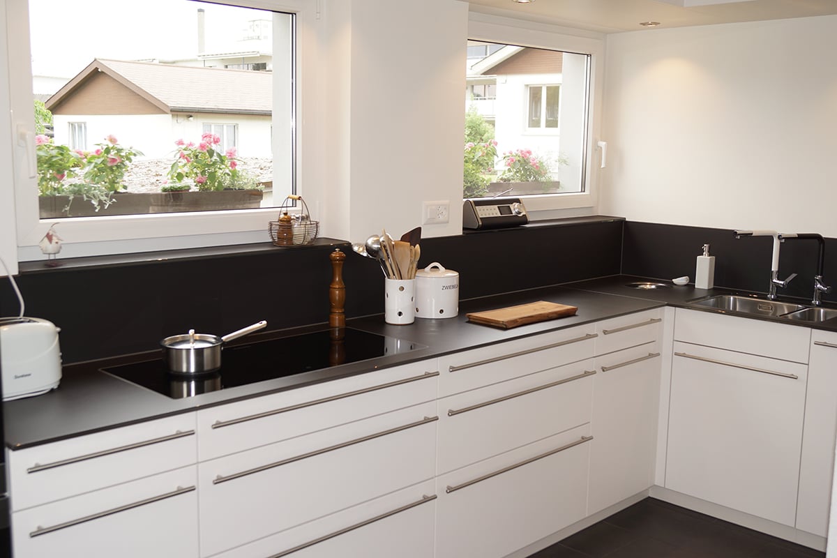 Küchenbau Ablage - Schreinerei Schmid AG in Oberönz