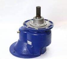 moto-reductor WAM: eje y motor. Engranaje y caja reductora WAM cemento.