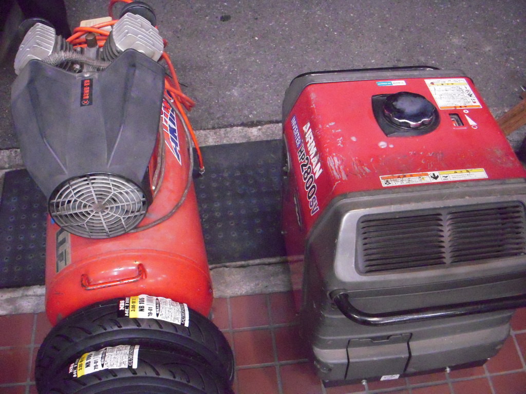 コンプレッサー・発電機等　機材豊富に