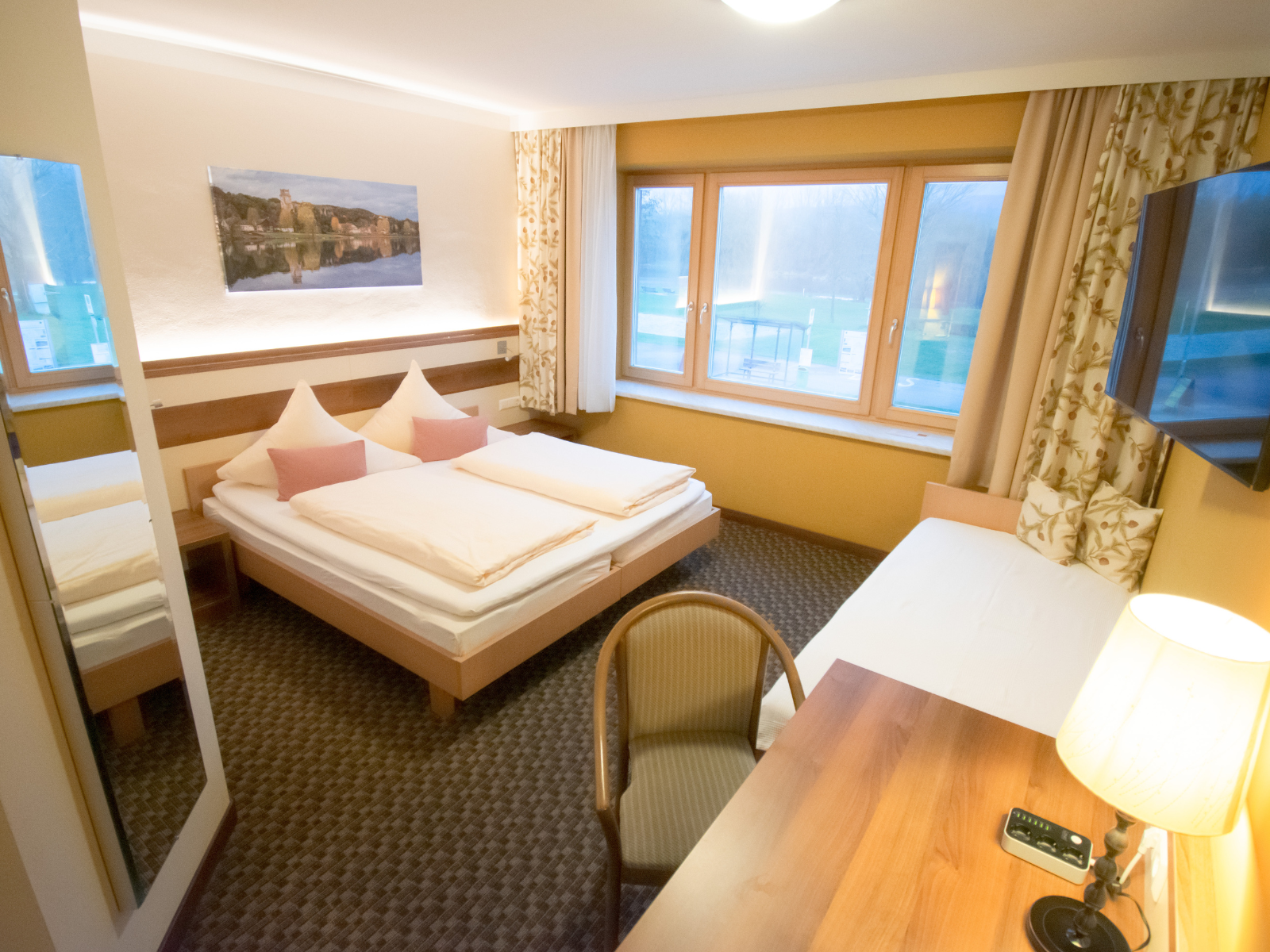 Zimmer 103 mit Donauseeblick