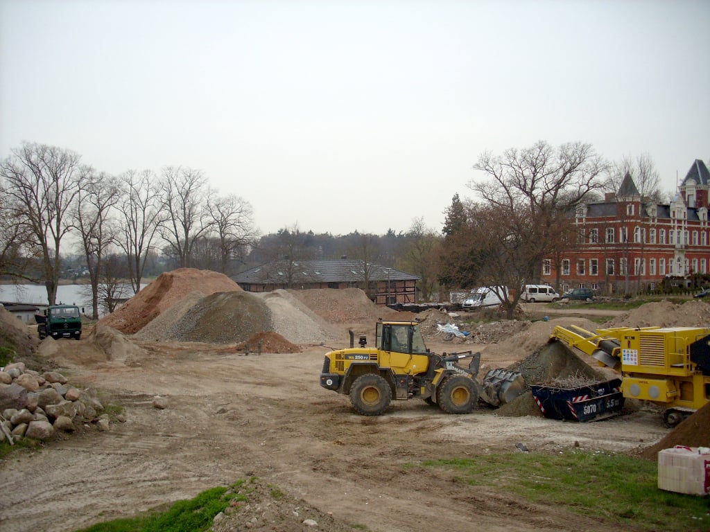 Kauf & Erschließung Wohngebiet und Bau von Einfamilienhäusern in Klein Trebbow 