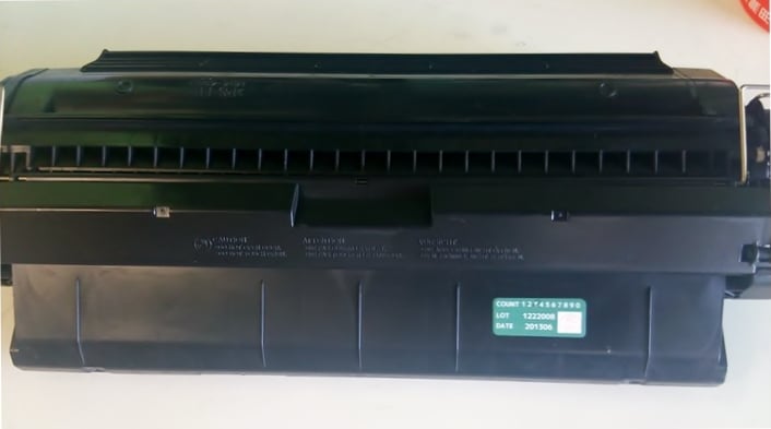 株式会社オフィスサプライ　ラベル貼付例