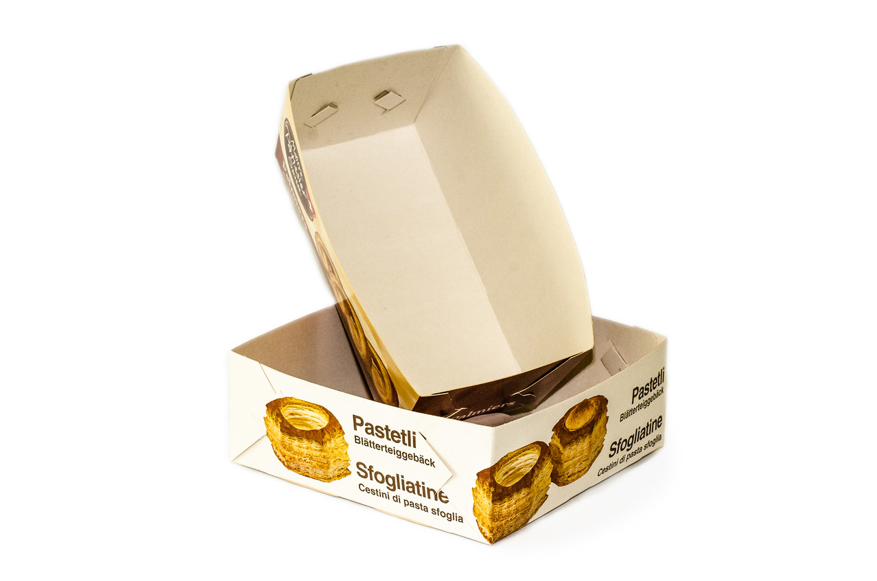 Pastetli packages with insert fastener