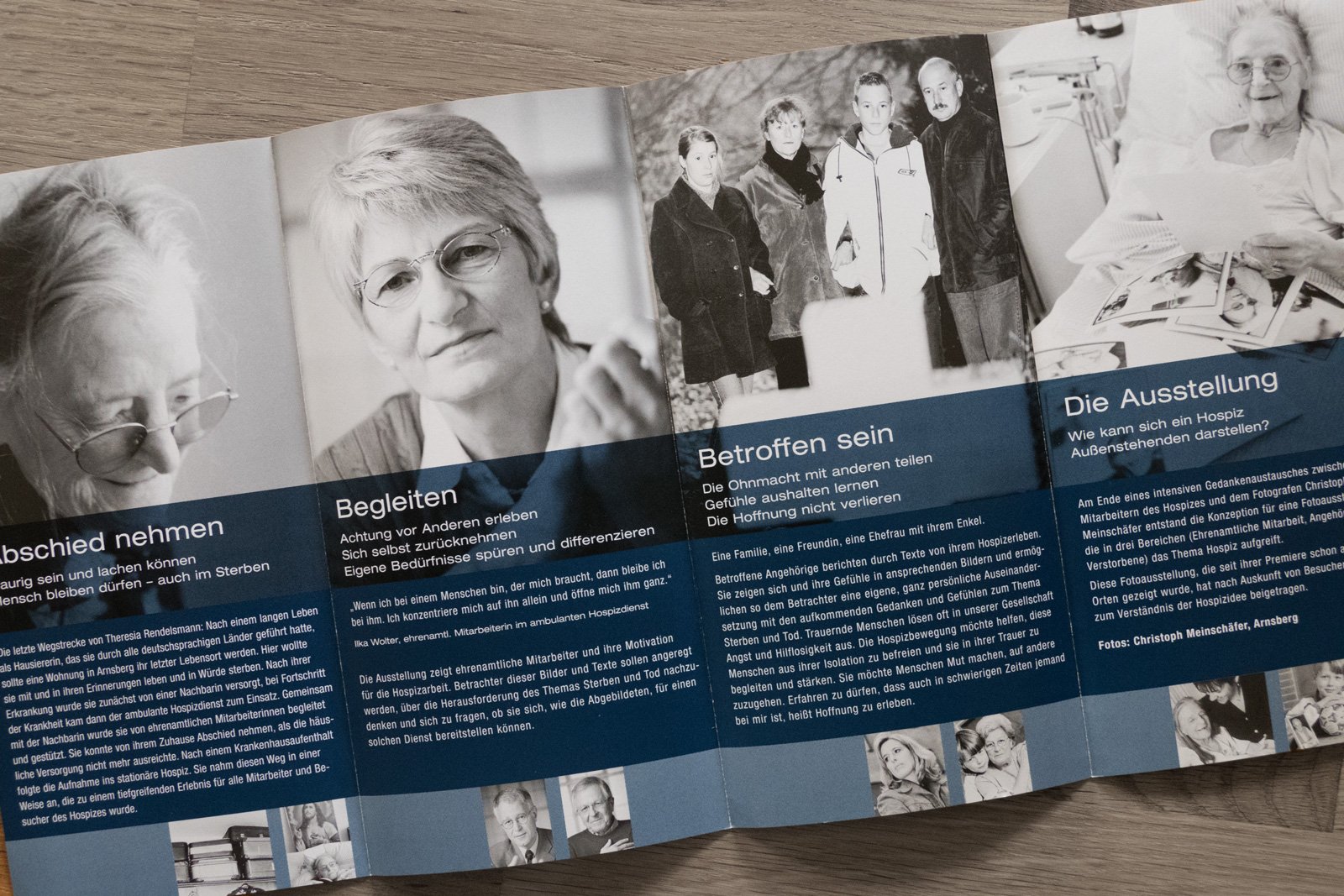 Eine Fotoausstellung im Hospiz – Flyer