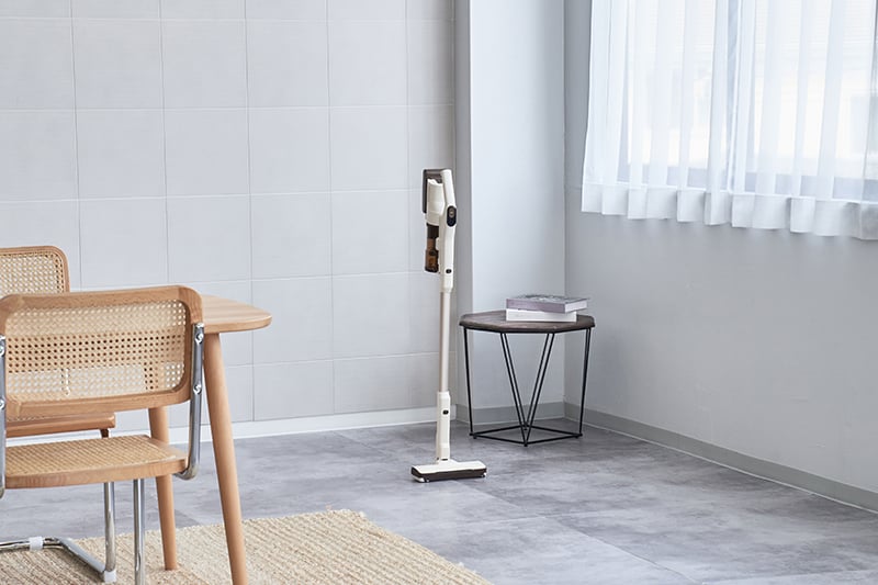 手軽に置ける便利な自立式