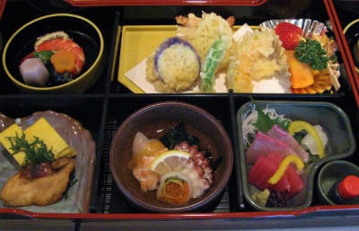 松花堂　　3,240円