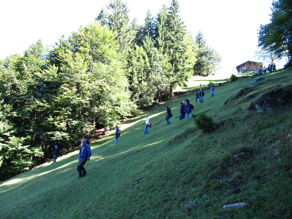 Besichtigung der steilen Trockenwiesen
