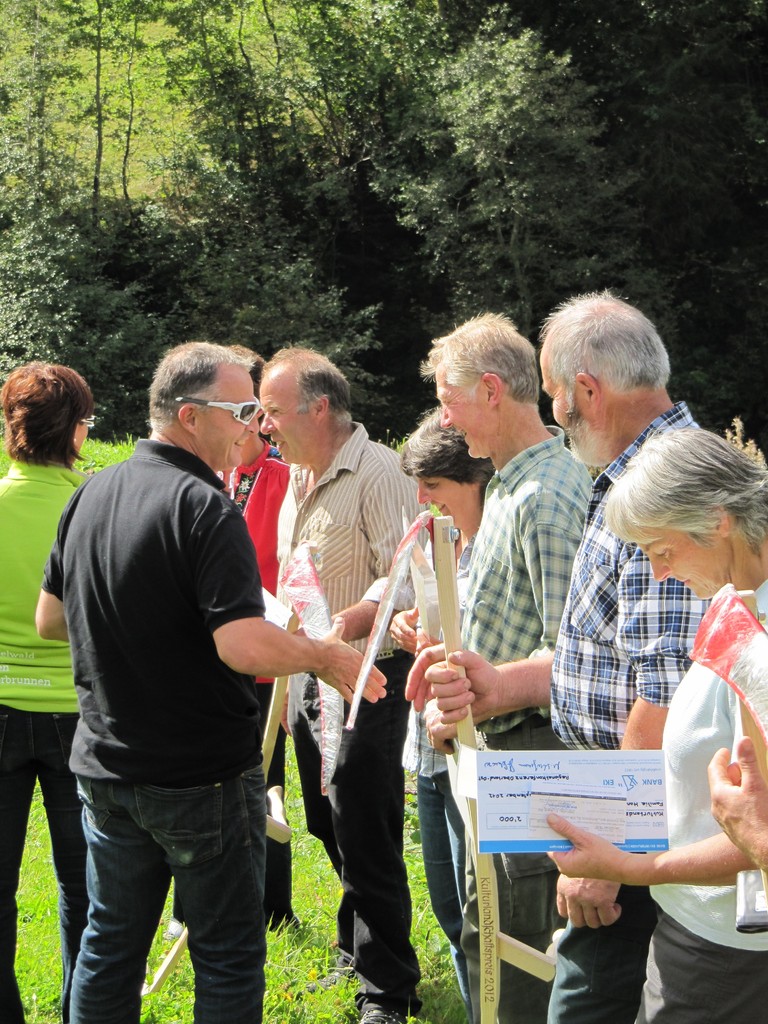 Preisübergabe durch Nils Glatthard, Haslital Tourismus