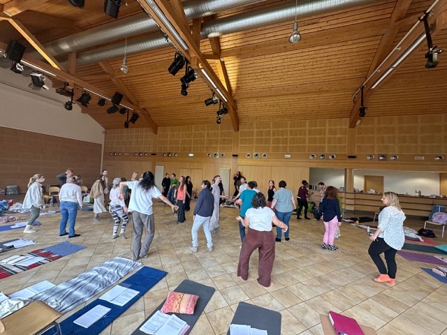 On ne reste pas toujours assis !