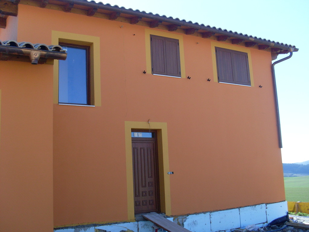 Contraventanas rústicas de aluminio en color embero