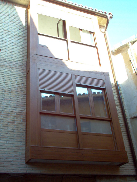 Mirador de aluminio con rotura de puente térmico de 52 mm