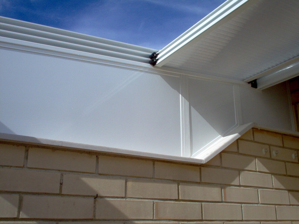 Detalle de remate de techo móvil