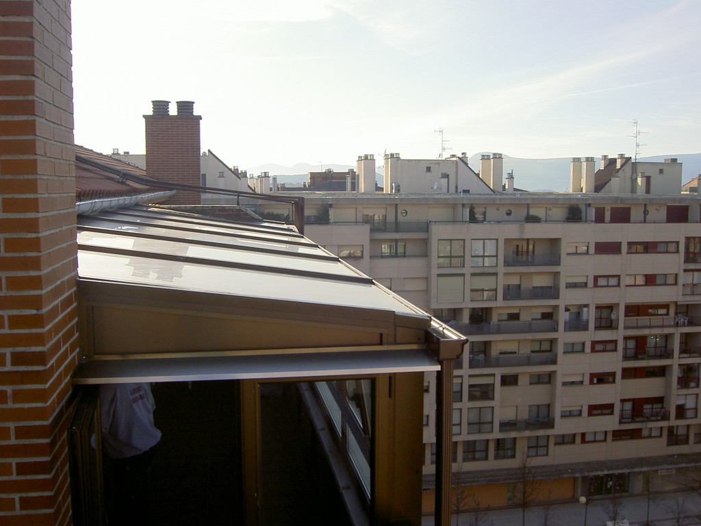 Superficie de techo ciego de panel sandwich