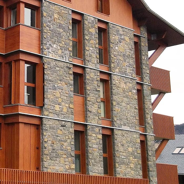 Celosías de aluminio y pvc en Pamplona, Navarra