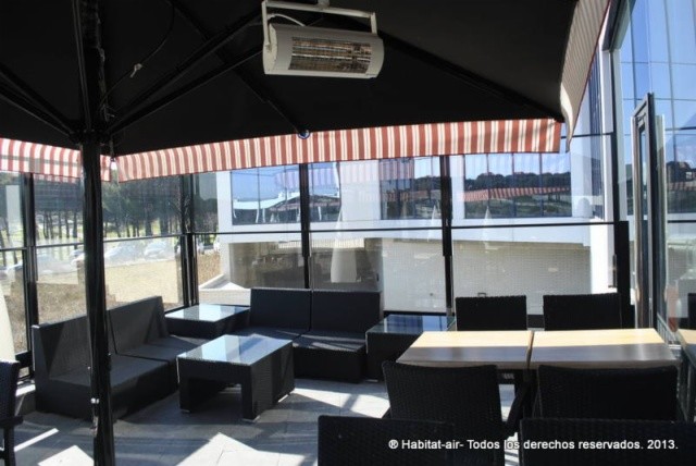 Cortavientos vidrio terraza