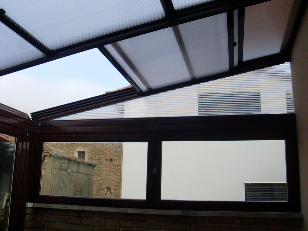 Techo móvil manual de policarbonato transparente