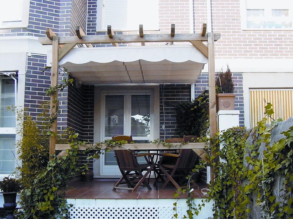 Pergolas de madera Pamplona