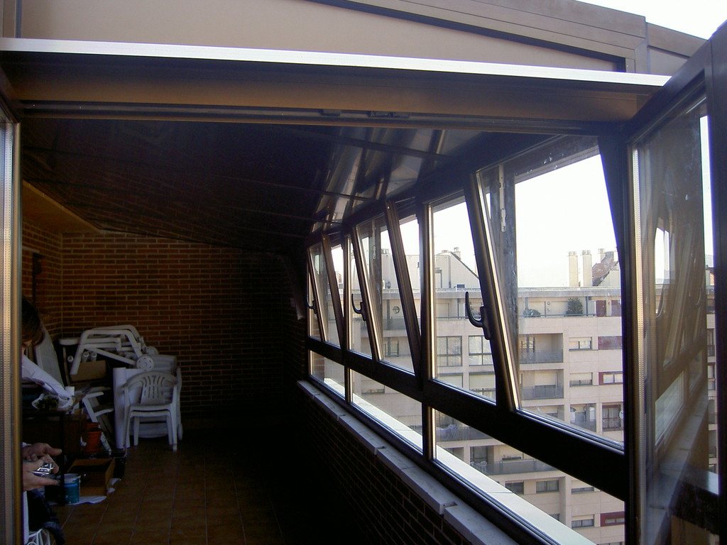 Techos de panel sandwich de aluminio color bronce