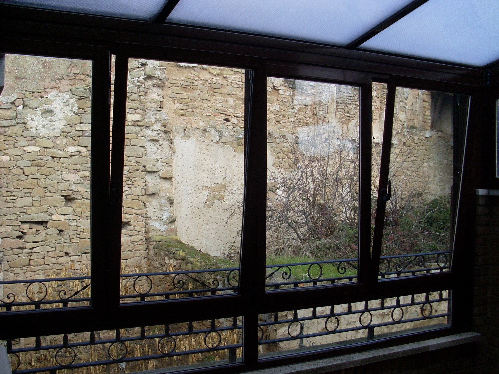 Cerramiento aluminio policarbonato