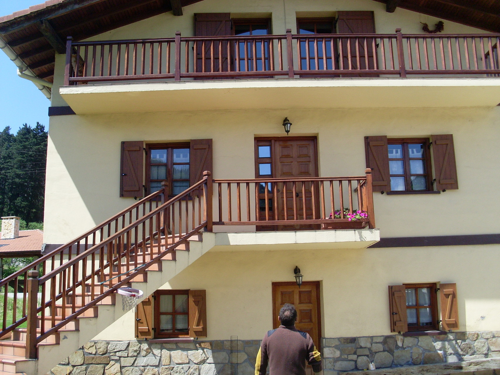 Contraventanas rústicas Lekeitio