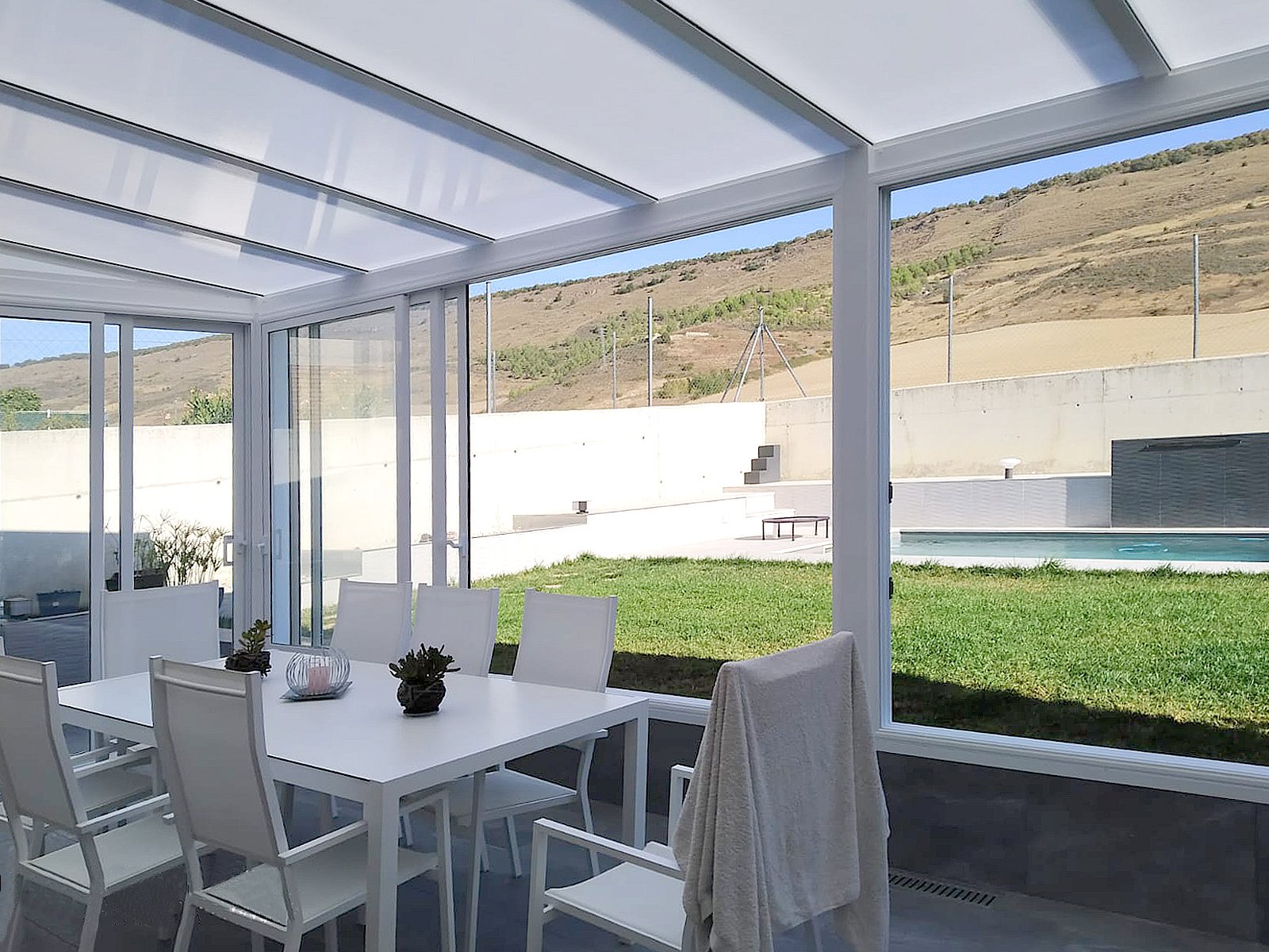 Cerramiento de vidrio en Navarra