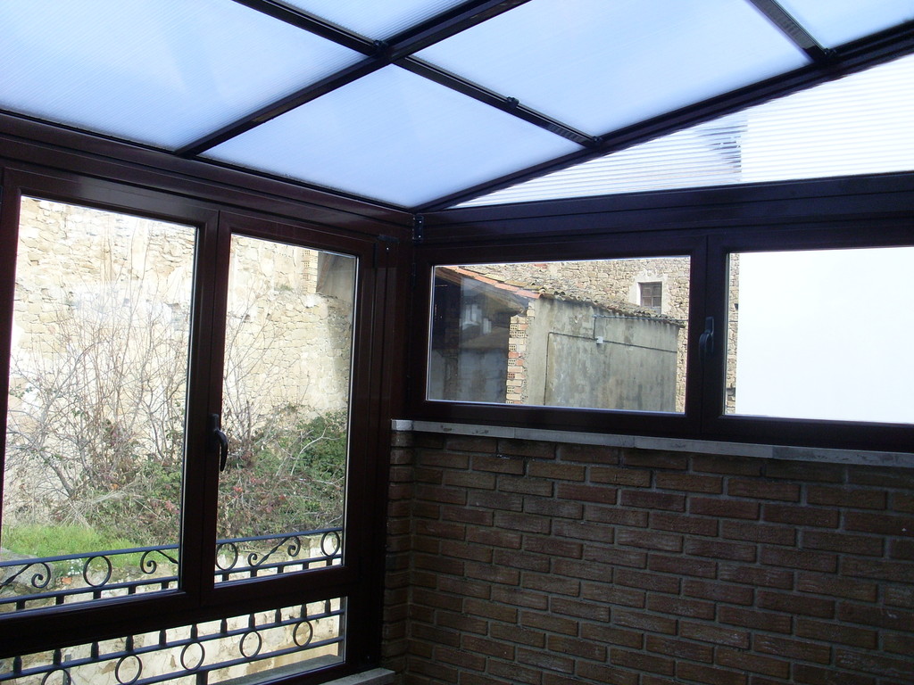 Techo móvil en Mañeru, Navarra