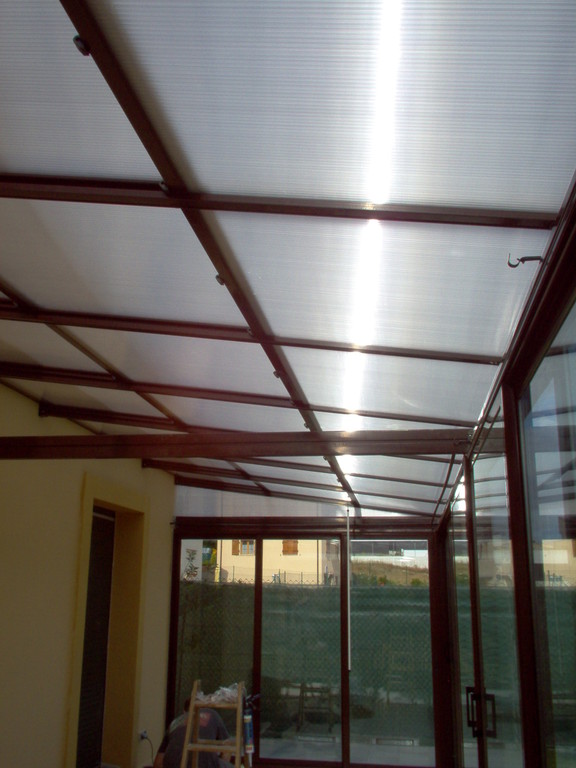 Techo móvil de policarbonato