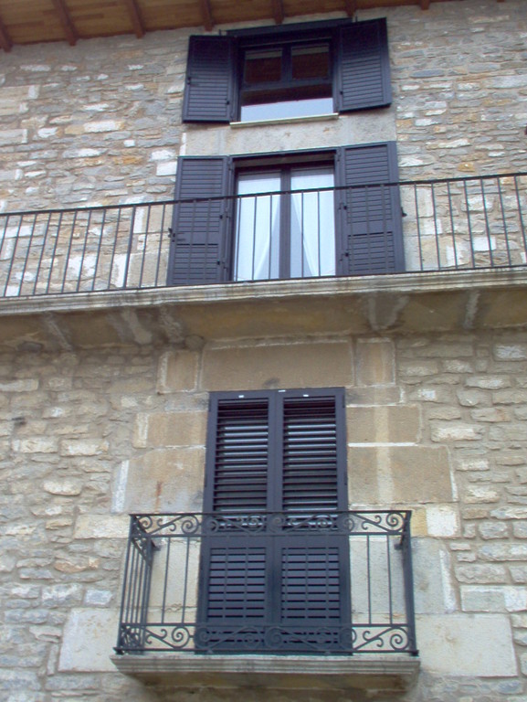 Mallorquina regulable en Echauri, Navarra