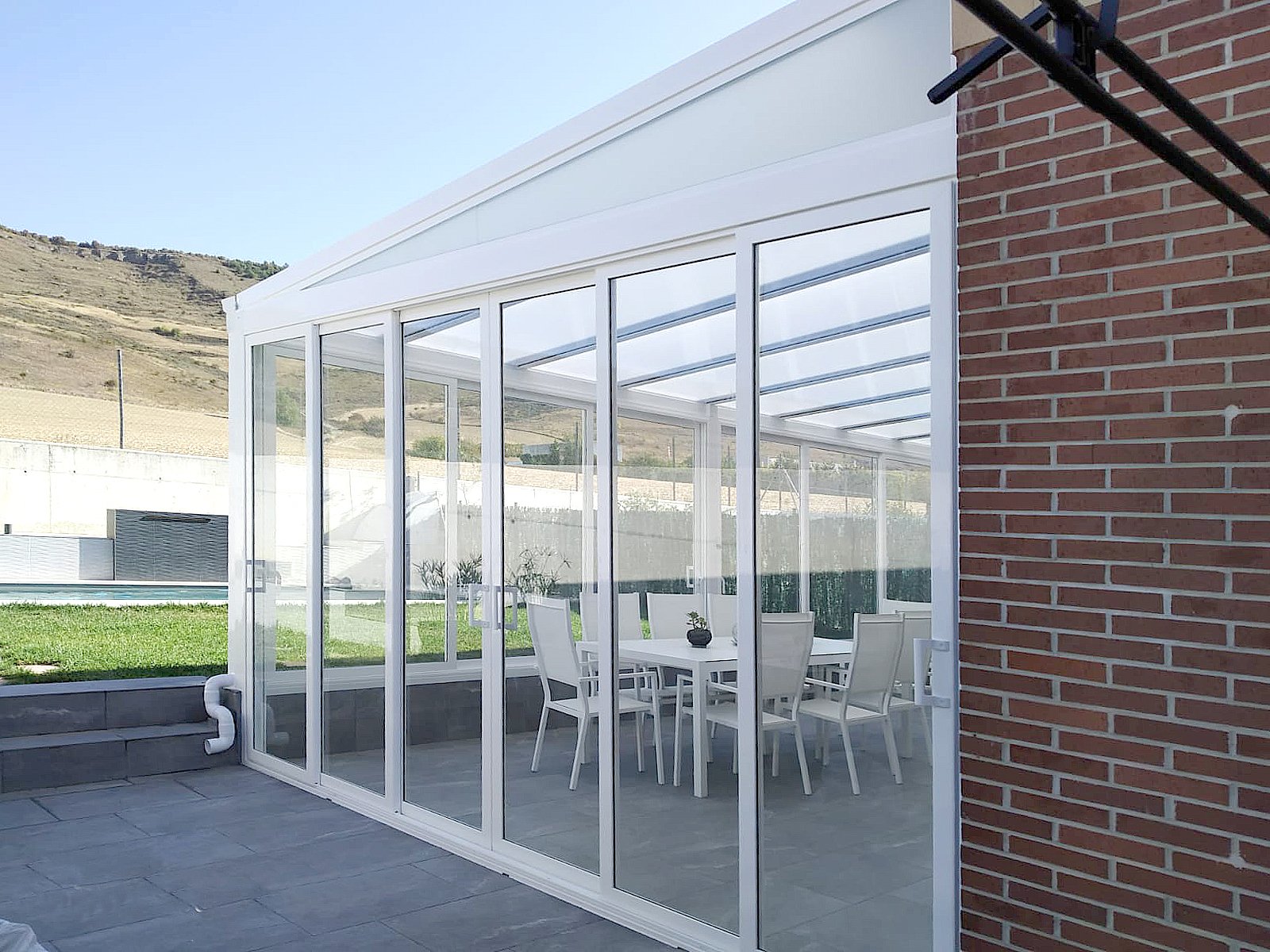 Puertas correderas de aluminio en Navarra