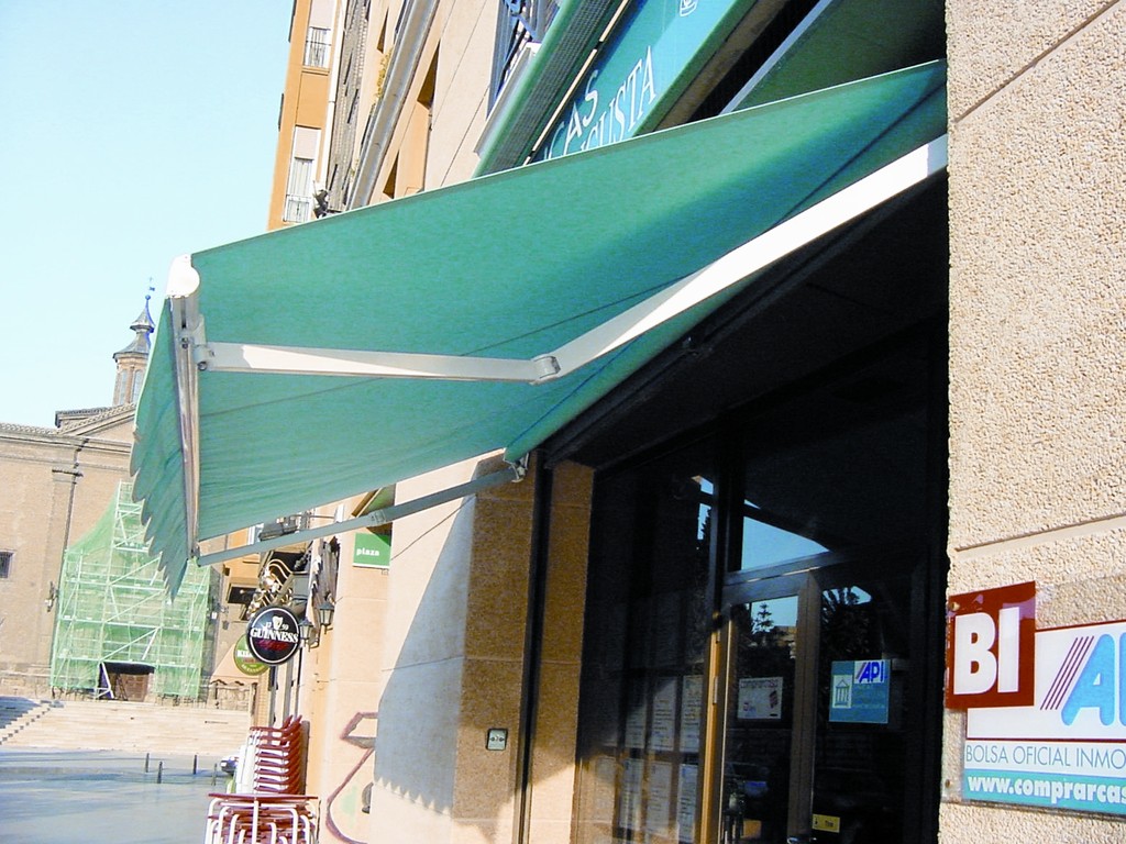 Toldos brazos extensibles Navarra