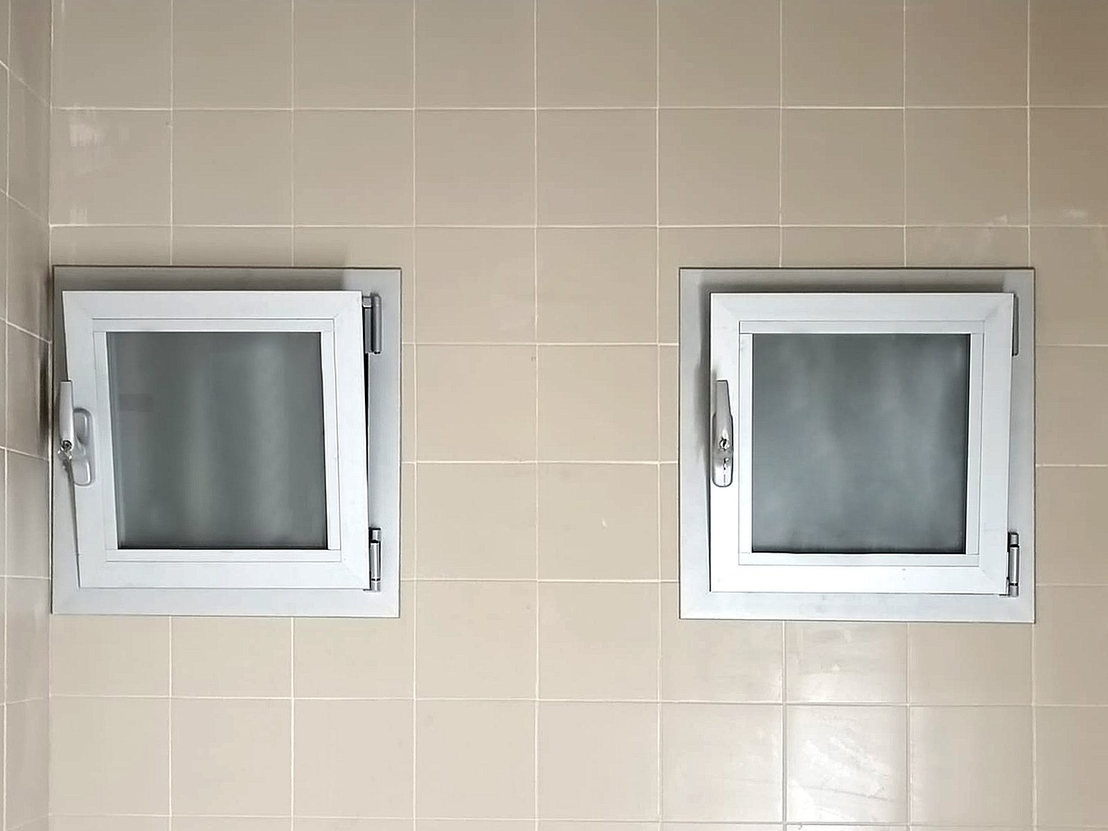 Ventanas aluminio rotura puente térmico Pamplona