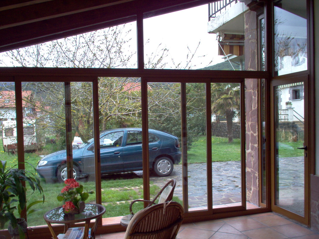 Cierre lateral de porche con grados