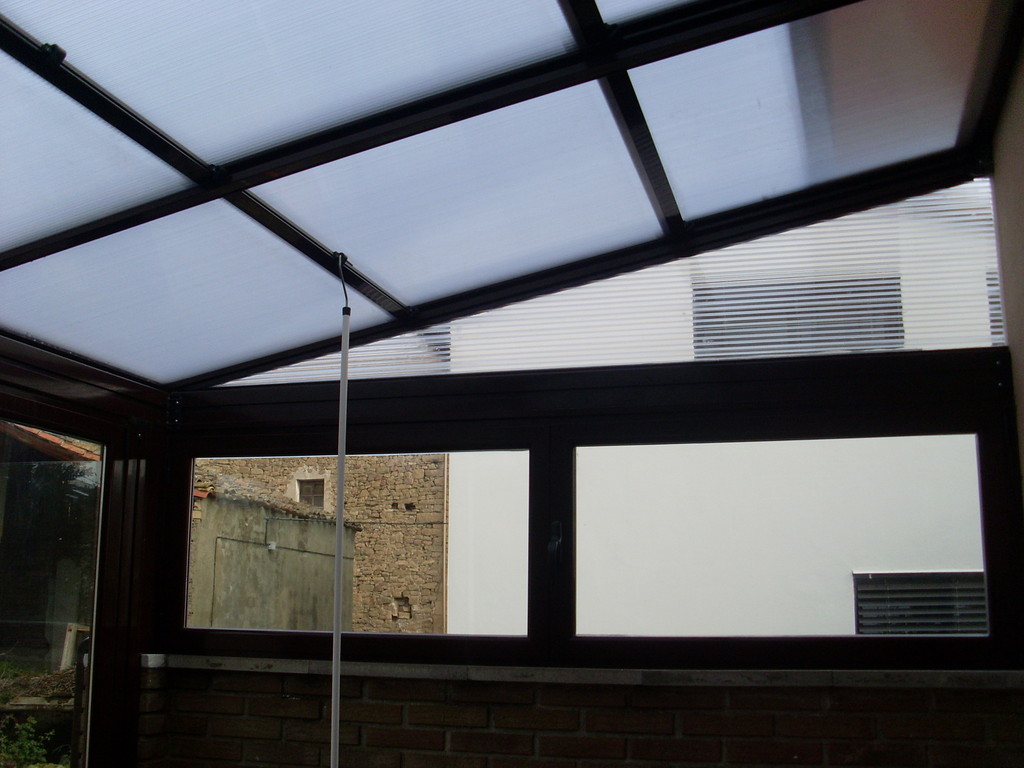 Techo móvil de policarbonato transparente de 16 mm