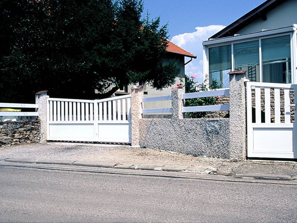 Puerta de jardín de aluminio