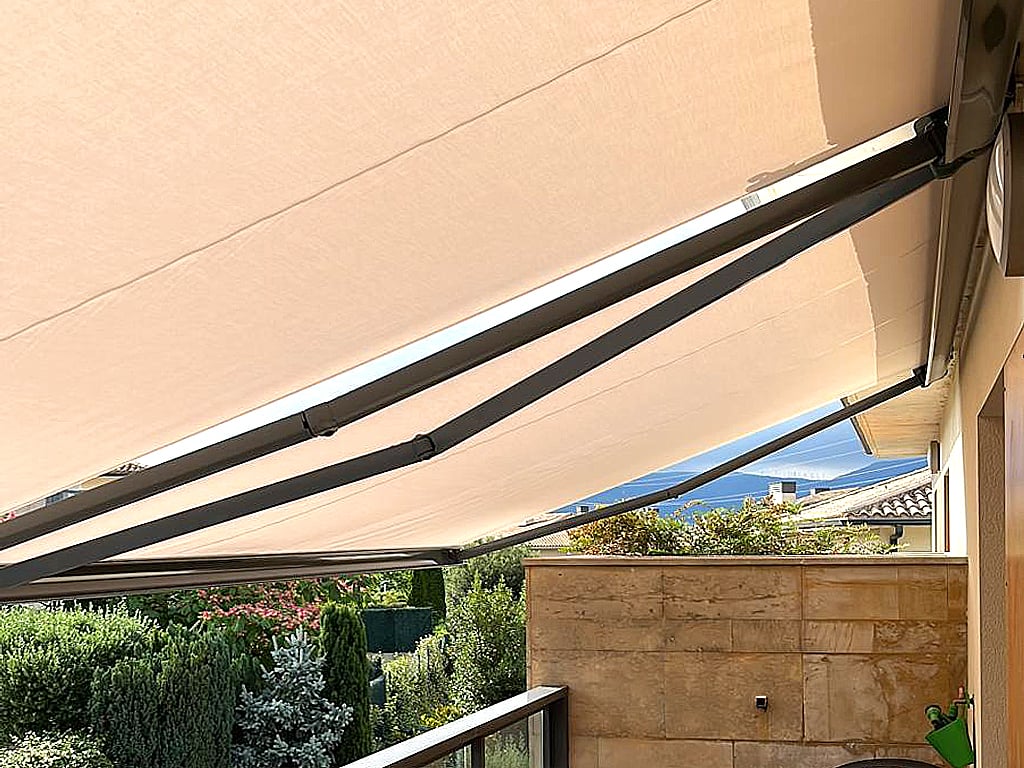 Toldos cofre terraza Zizur