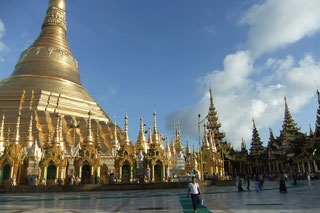 もちろん、最大経済都市ヤンゴンもご案内します！