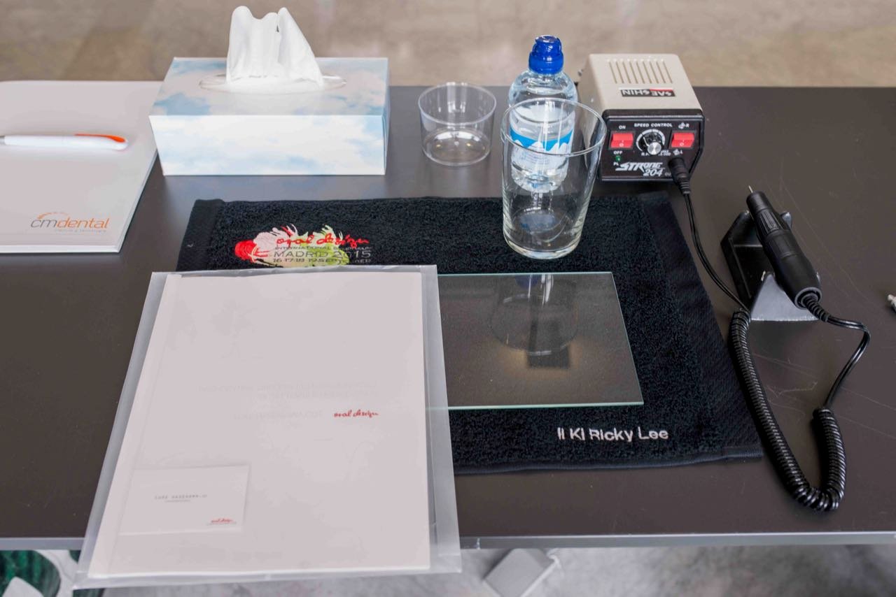 The hands-on venue was full of openness and motivated the author. I felt the hospitality of the personalized goods prepared at each table, and it became a good memory item.