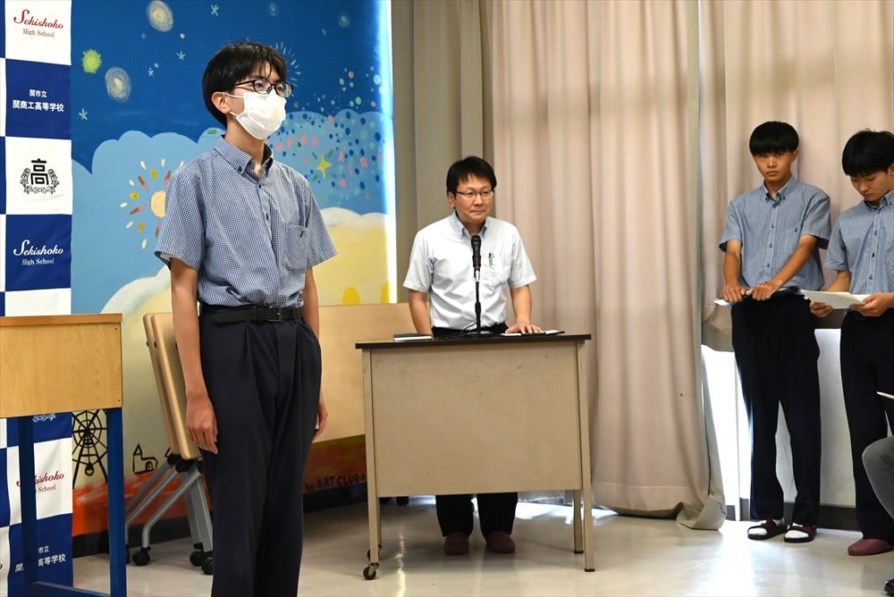 顧問から選手紹介