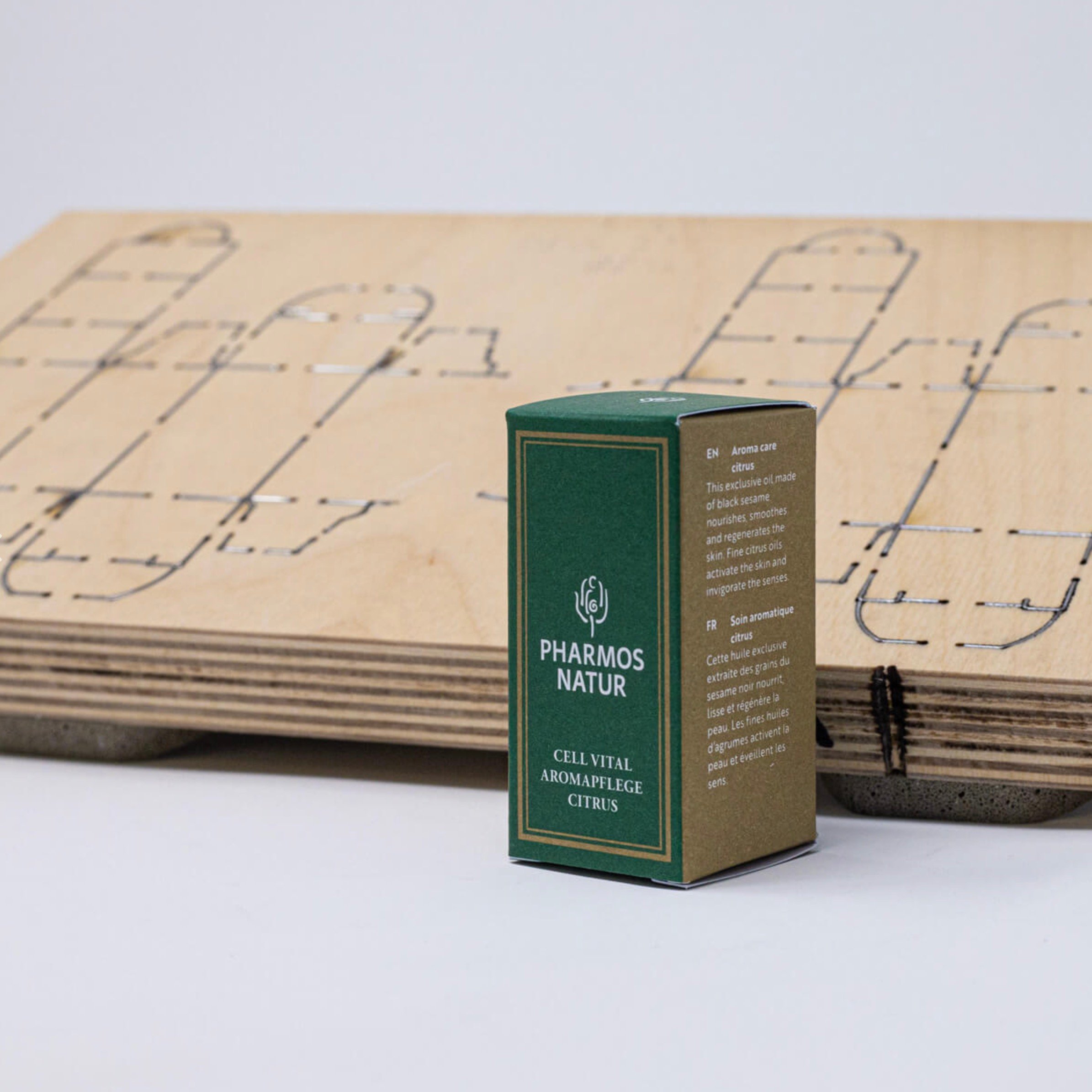 Ennoblissement pour boîtes pliantes, papier à lettres, différents procédés d'impression, ennoblissement d'impression carton, revêtement, vernis UV, vernis UV, 