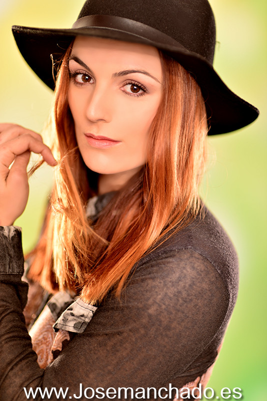 Book modelo, bailarina y actriz