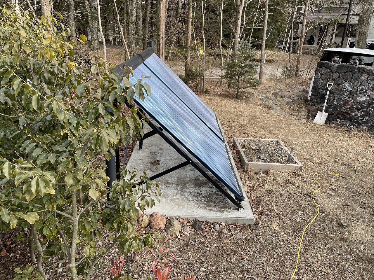 お日様の熱でお風呂に入る