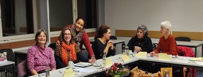 v.l.n.r.: Priska Wethkamp (Gleichstellungsbeauftragte Walsrode), Emma Jover Garcia (Koordinierungsstelle Migration und Teilhabe, Heidekreis), Abir, Ilknur und Sima