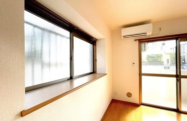 出窓にリフォームで内窓（二重窓）は設置できる？断熱効果は上がる？