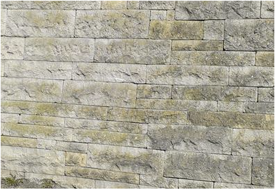 Betonwerksteinmauer aus eigener handgefertigter Herstellung von Otto Langner, 1970