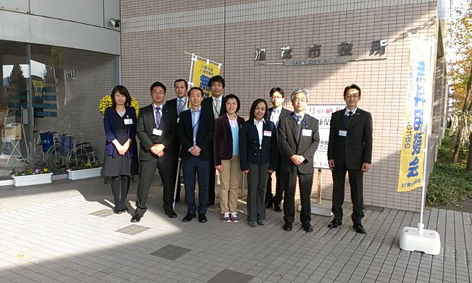 新潟県加茂市役所での外国人相談会に集結したビザ手続きのプロフェッショナル達