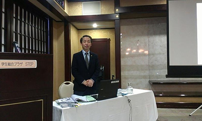 ＮＳＧ専門学校グループ（新潟市）で留学生終了ビザに関して講演する国際行政書士　南 直人