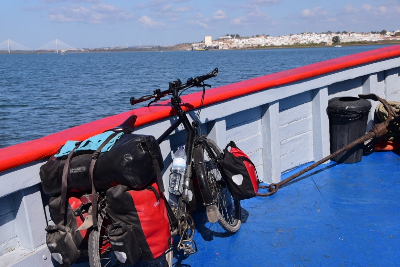 Auf dem Wasserweg geht es zurück nach Spanien