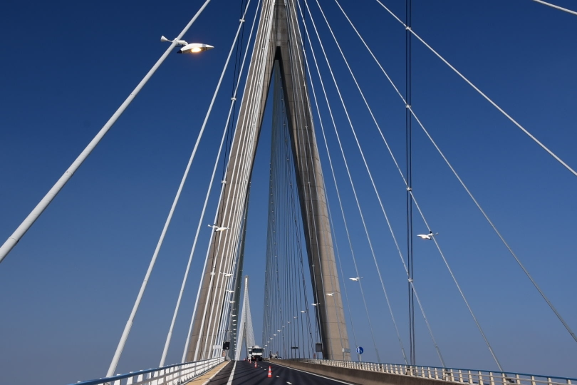 Es sieht fast so aus, als hätten sie die Brücke für mich freigehalten